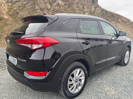 2017 Hyundai Tucson - thumbnail 3