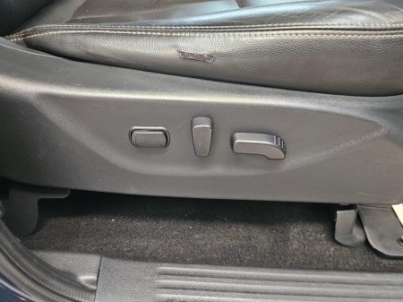 2019 Nissan Navara - thumbnail 10