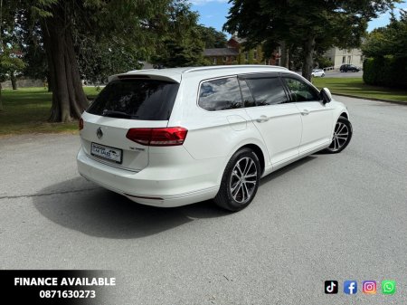 2016 Volkswagen Passat - thumbnail 13