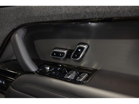 2024 Land Rover Range Rover Sport 3.0 Si4 PHEV 460PS AWD Auto Dynamic SE €107,950 thumbnail