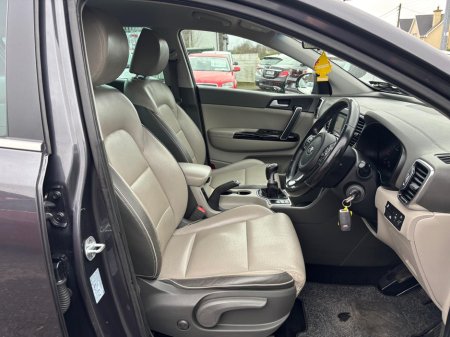 2017 Kia Sportage - thumbnail 8