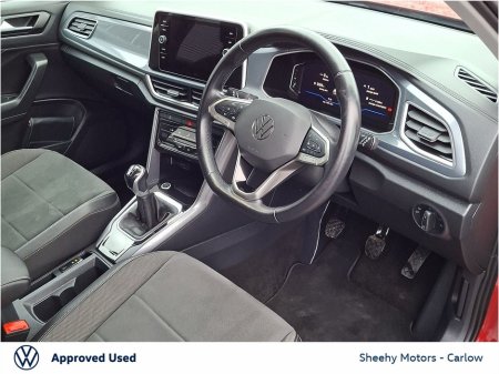 2023 Volkswagen T-Roc 2.0 TDI 116HP Style €29,950 thumbnail