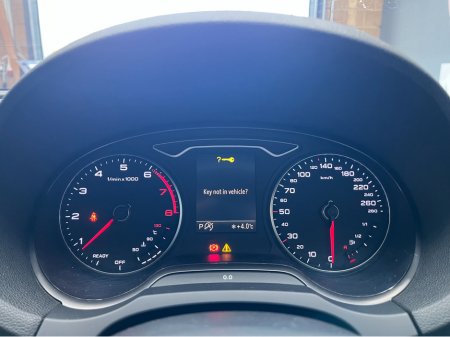 2016 Audi A3 Sportback 2016 AUDI A3 SPORTBACK TFSI 1.4 AUTOMATIC / CRUISE CONTROL / REVERSE CAMERA AND MORE thumbnail