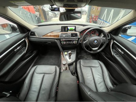 2019 BMW 3 Series - thumbnail 17