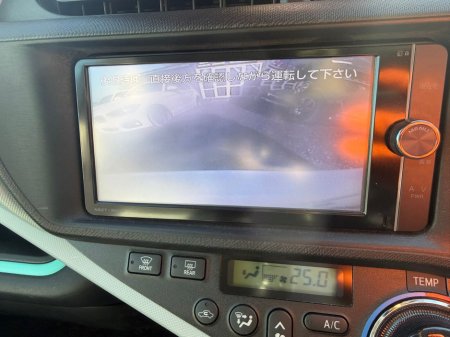 2012 Toyota Aqua  €7,950 thumbnail