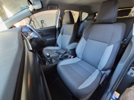 2018 Toyota Auris - thumbnail 15