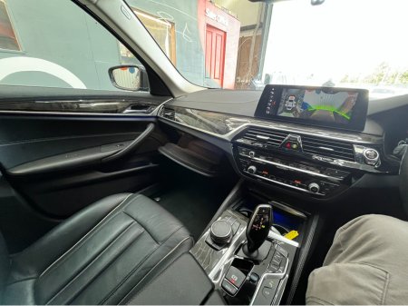 2018 BMW 5 Series - thumbnail 15