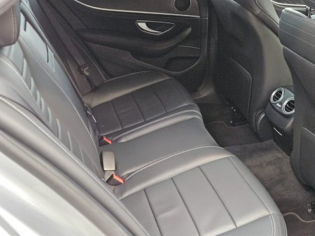 2022 Mercedes-Benz E Class - thumbnail 7