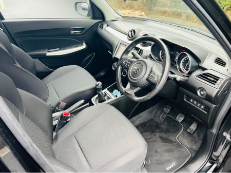 2020 Suzuki Swift BLUETOOTH // ALLOYS // PRIVACY GLASS €14,900 thumbnail