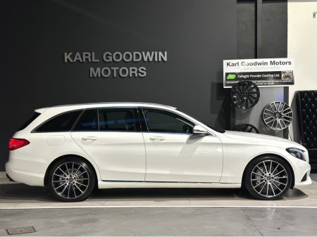 2016 Mercedes-Benz C Class - thumbnail 7