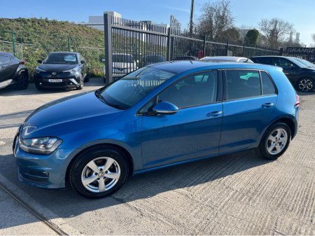 2017 Volkswagen Golf - thumbnail 4