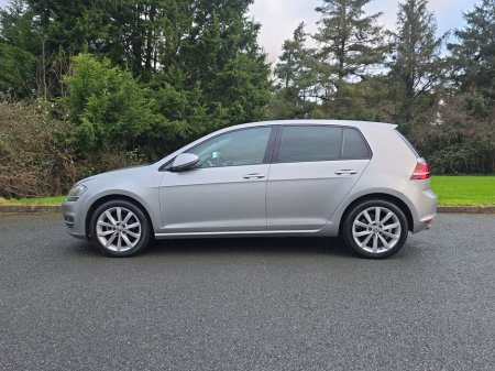 2017 Volkswagen Golf 1.2 TSI 5DR 110HP Comfortline €14,995 thumbnail