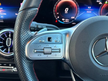 2023 Mercedes-Benz EQB AMG LINE PREMIUM 300 SUNROOF €38,995 thumbnail