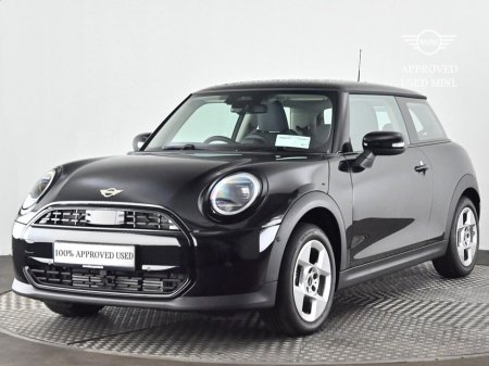 2025 MINI Hatch Cooper C 3 Door €39,900 thumbnail