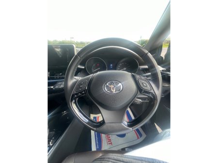 2018 Toyota C-HR - thumbnail 13