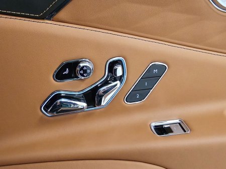2022 Bentley Flying Spur V6 Hybrid Auto // Racing Green €164,950 thumbnail