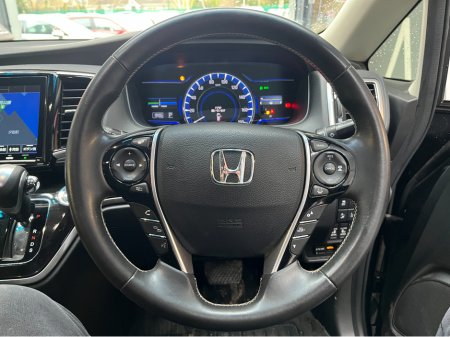 2019 Honda Odyssey €26950! 2019 HONDA ODYSSEY 7 SEATER AUTOMATIC HYBRID ABSOLUTE EX SENSING 2.0 AUTOMATIC / CRUISE CONTROL / 360° CAMERA / ELECTRIC HEATED SEATS / €26,950 thumbnail