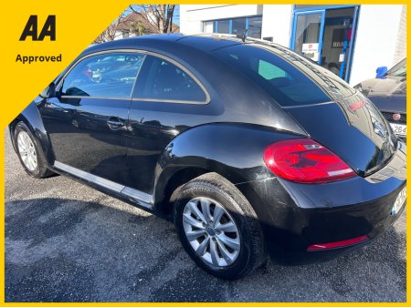 2013 Volkswagen Beetle - thumbnail 6