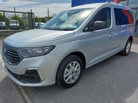 2024 Ford Tourneo Connect TITANIUM 2.0 €41,000