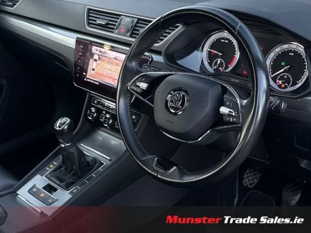 2022 Skoda Superb - thumbnail 11