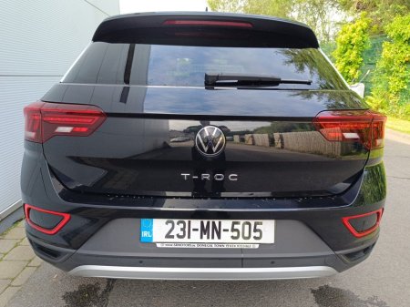 2023 Volkswagen T-Roc - thumbnail 10