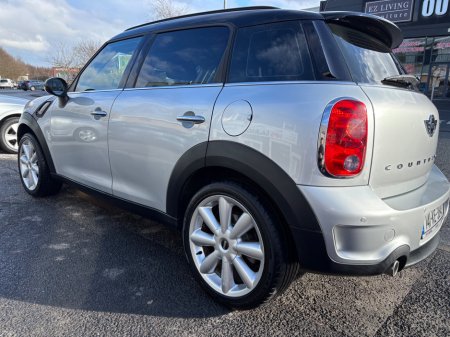 2014 MINI Countryman 2.0 COOPER D AUTO €7,950 thumbnail