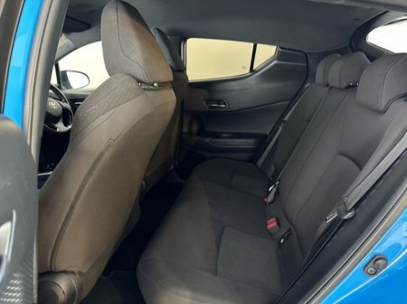 2019 Toyota C-HR - thumbnail 7