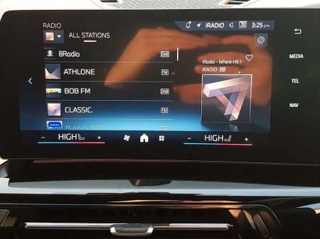 2025 BMW iX2 - thumbnail 17