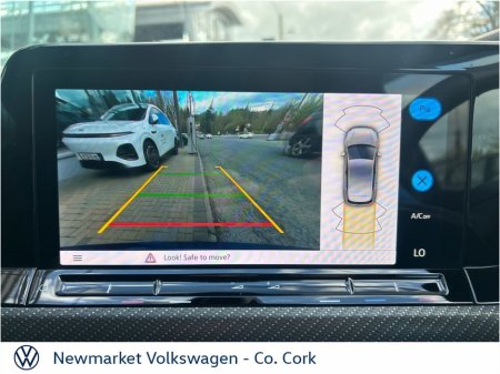 2024 Volkswagen Golf - view 4