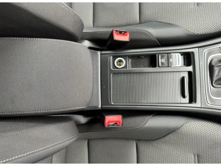 2017 Volkswagen Golf 1.6 TDI SE DSG 115PS AUTO €14,900 thumbnail