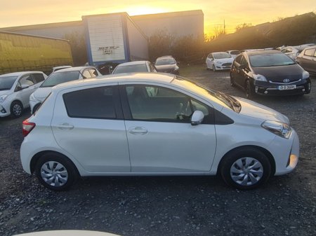 2018 Toyota Vitz / Yaris 1.0L Petrol  Automatic (8011) €10,495 thumbnail