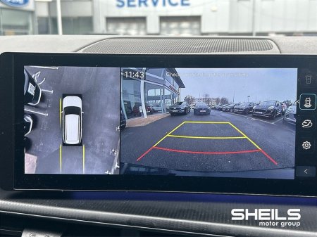 2025 Hyundai Santa Fe 1.6 PHEV 4WD Premium thumbnail