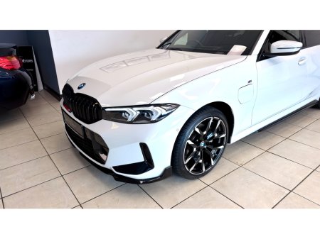 2025 BMW 3 Series - thumbnail 6