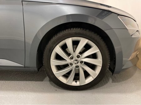 2019 Skoda Superb 2.0TDI 150PS SE L EXECUTIVE TDI DSG***HI SPEC***GLASS SUNROOF***FINANCE AVAILABLE***PREMIUM CARS IN THE NORTH EAST**** €19,950 thumbnail