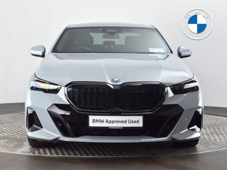 2024 BMW 5 Series - thumbnail 16