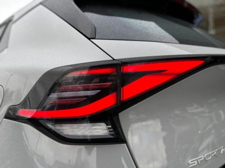 2024 Kia Sportage HEV Anniversary Edition €39,995 thumbnail