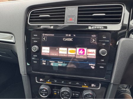 2017 Volkswagen Golf 1.6 TDi HIGHLINE 115 BHP 5dr €16,950 thumbnail