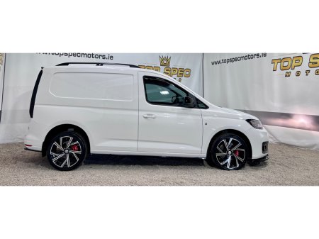 2022 Volkswagen Caddy CARGO BUS TDI 102HP MANUAL 6SPEED FWD 5DR €24,800