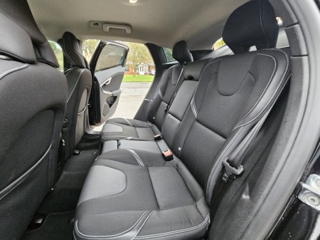 2016 Volvo V40 - thumbnail 21