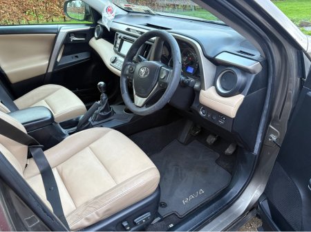 2015 Toyota Rav4 2.0 D-4D SOL 4WD 4DR €15,950 thumbnail