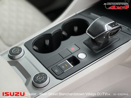 2020 Volkswagen Touareg DESIGN 3.0 TDI €44,900 thumbnail