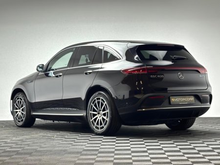 2022 Mercedes-Benz EQC 400 AMG LINE 4MATIC €32,990 thumbnail
