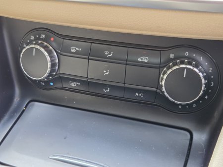 2015 Mercedes-Benz GLA Class - thumbnail 16