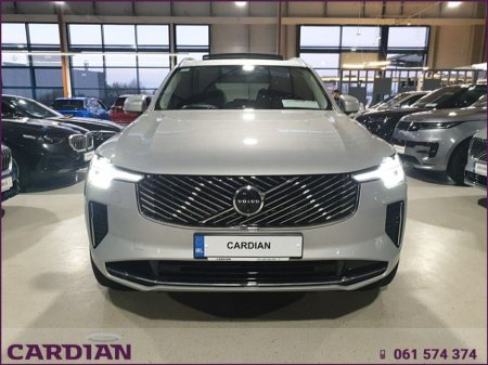 2025 Volvo XC90 - view 2