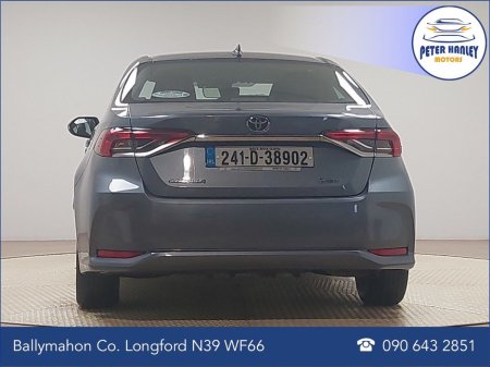 2024 Toyota Corolla 1.8 Hybrid Luna Saloon €29,900 thumbnail
