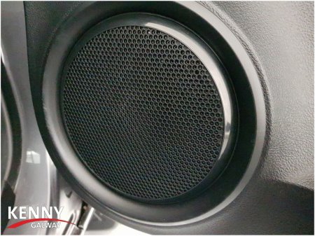 2022 Toyota Hilux 2.4 DLX SINGLE CAB 2DR €31,990 thumbnail