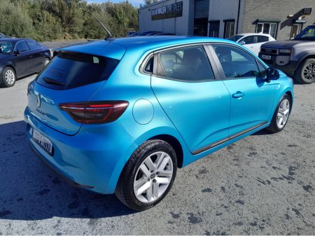 2022 Renault Clio - thumbnail 8