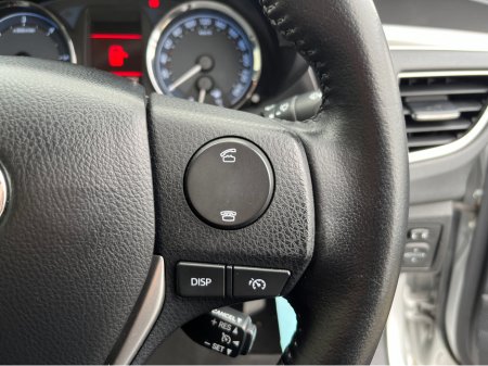 2016 Toyota Corolla D-4D LUNA 1.4 DIESEL //SAT NAV//REVERSE CAMERA// €13,950 thumbnail