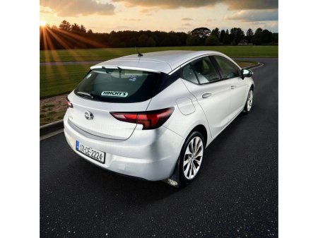 2017 Opel Astra 1.4 100PS SC €9,888 thumbnail