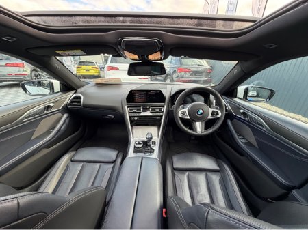 2020 BMW 8 Series - thumbnail 46